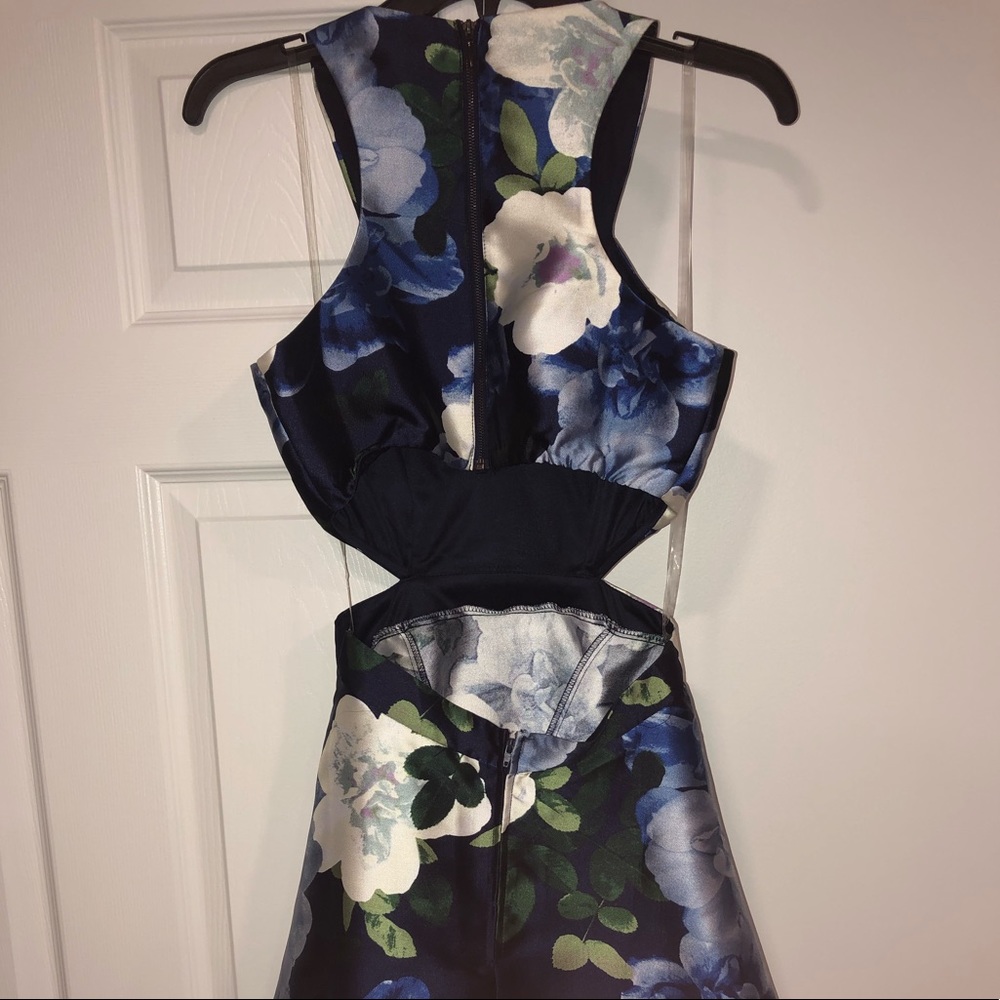 Cocktail Dress size 1 - Picture 5 of 7